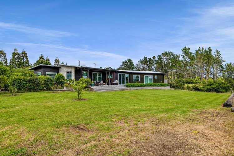 438B Alfred Road Egmont Village_55