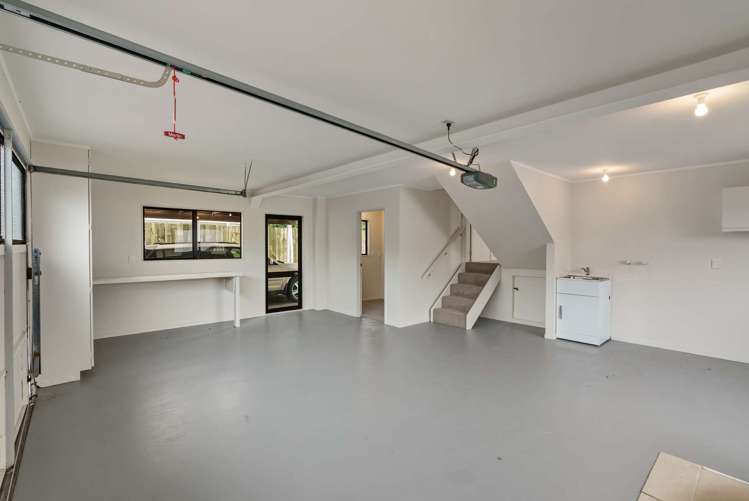 12c Carnot Street Glenholme_16