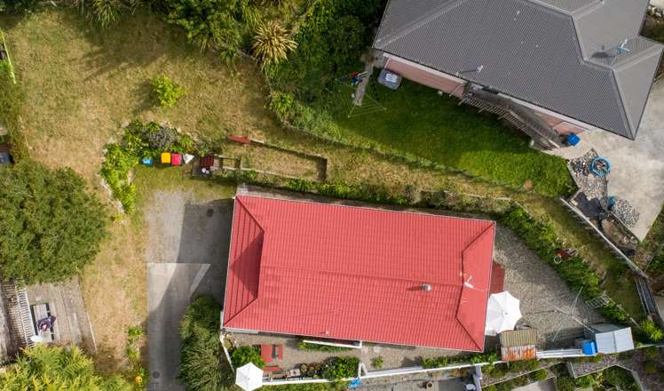 6 Saint Ann Place Toi Toi_19