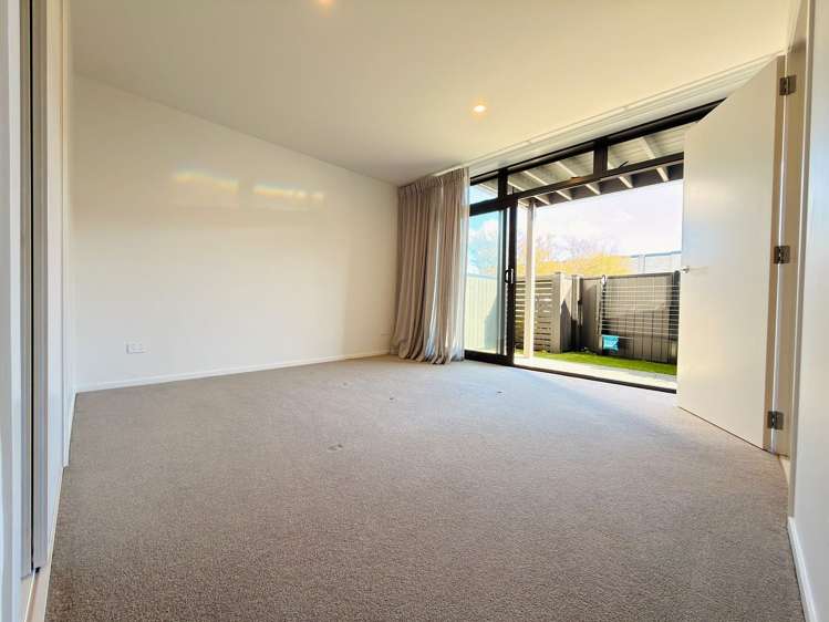 6/1 Myrtle Street Hutt Central_8