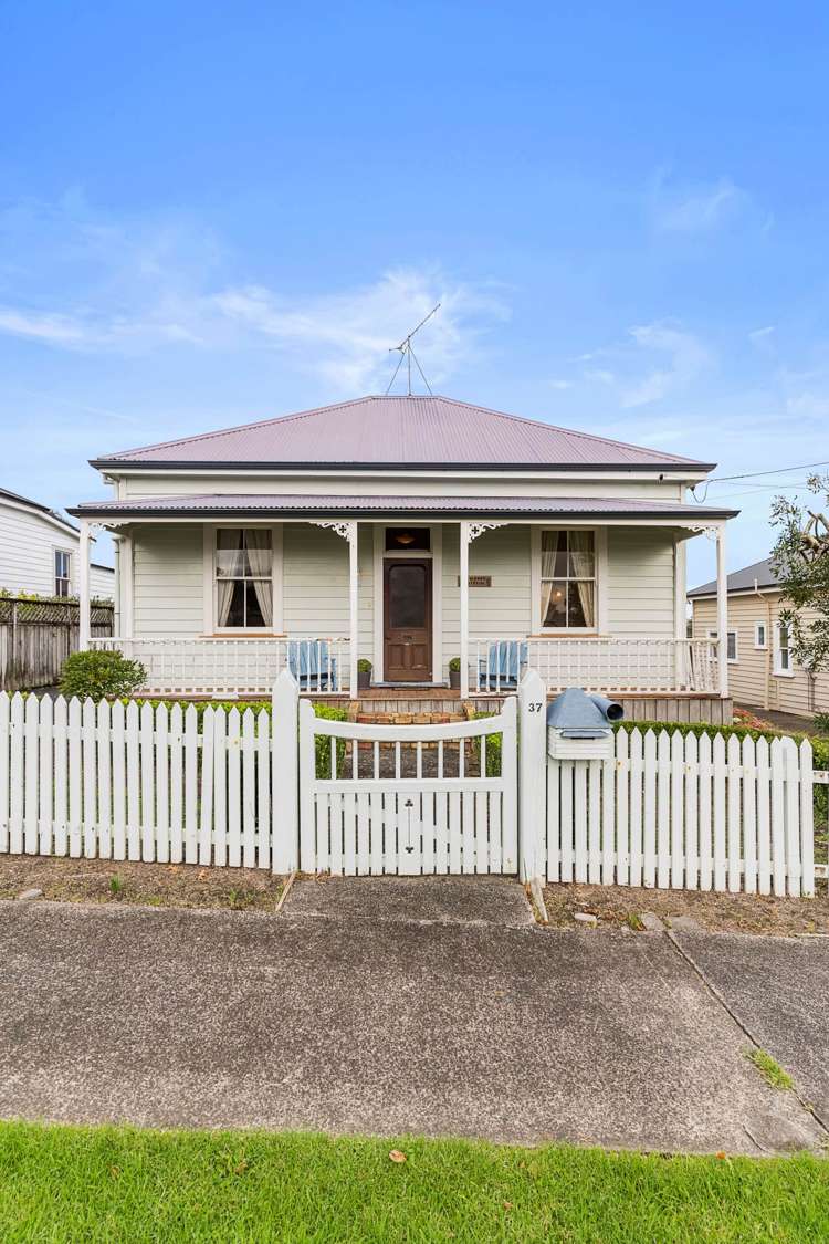 37 Rimu Street Helensville_17