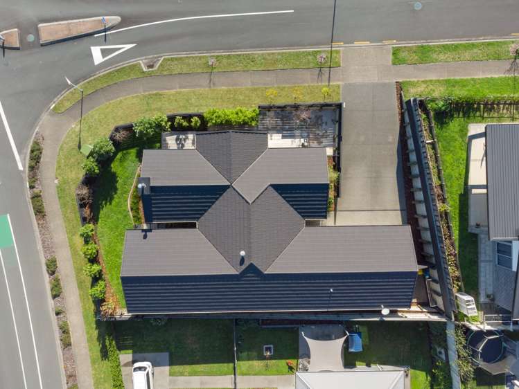 2 Rochfort Crescent Pyes Pa_19