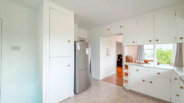 216 Tony Avenue Thames_3