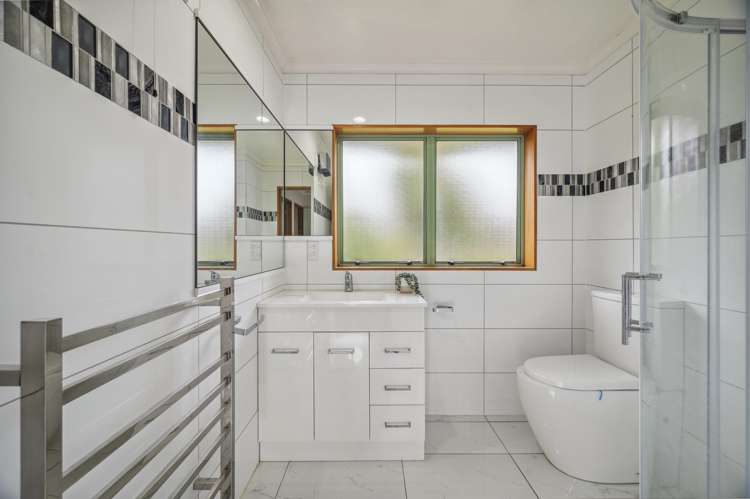 16 Kahurangi Drive Lynmore_11