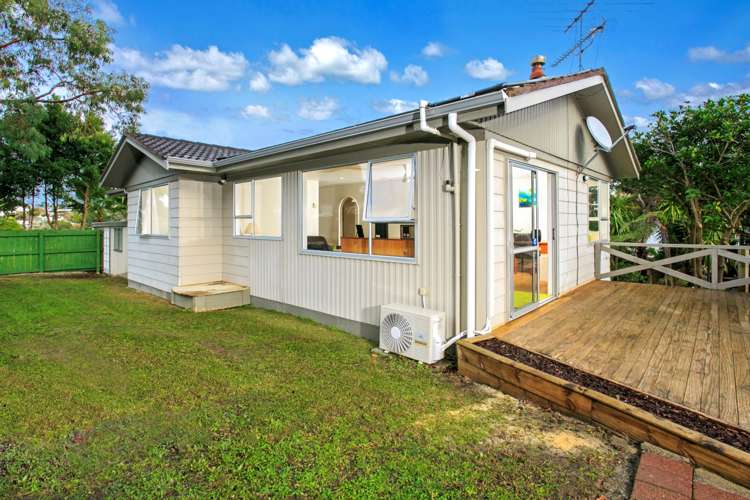 17 Babington Place Torbay_13