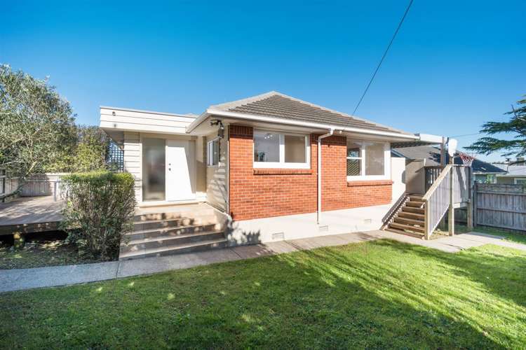 1/37 Exmouth Road Northcote_0