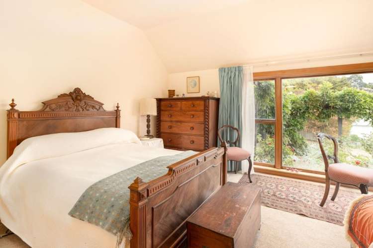 9 Smith Street Akaroa_11