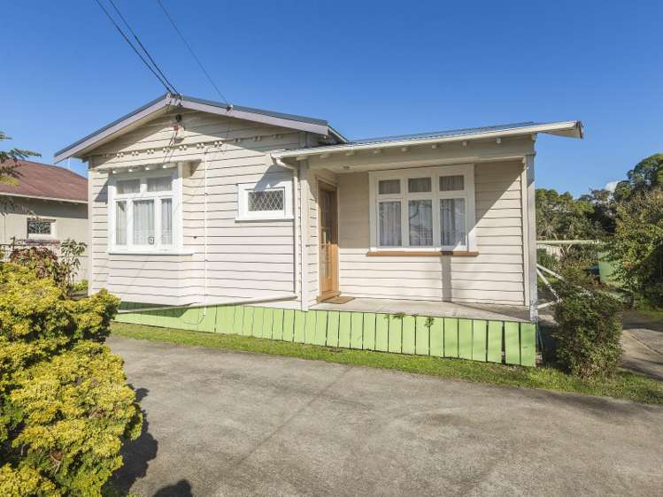 13 Hendon Avenue Mount Albert_11