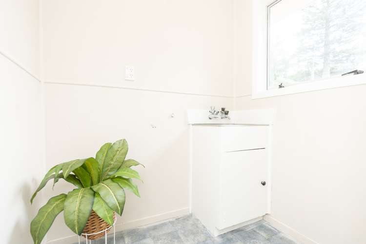 418 Kahikatea Drive Dinsdale_13