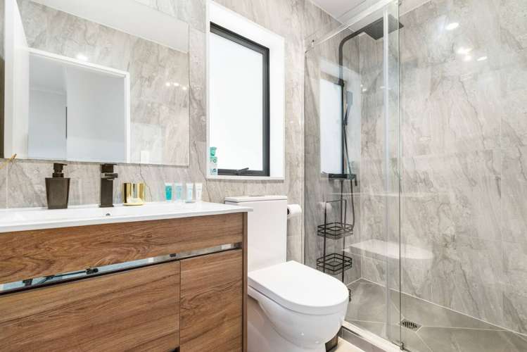 8b Lynette Place Mangere_18