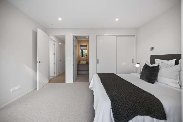 79 Middleton Road Queenstown Hill_20