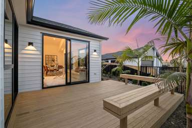 80 Parish Drive_2