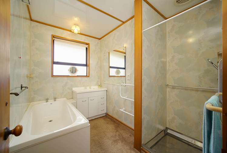 9 Washbourn Drive Richmond_8