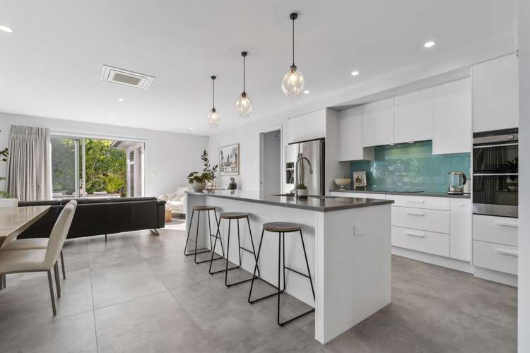 1 Awatira Drive Papamoa_7