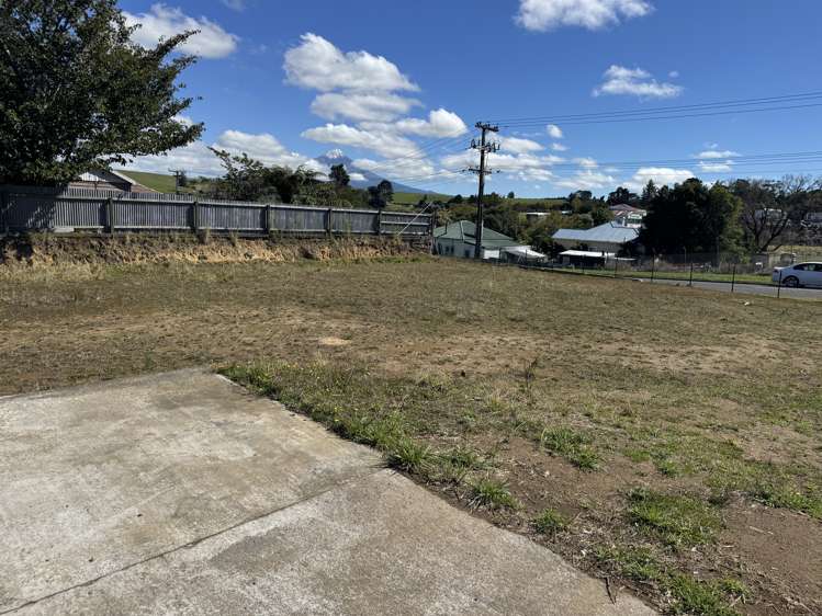 61 London Street Eltham_16