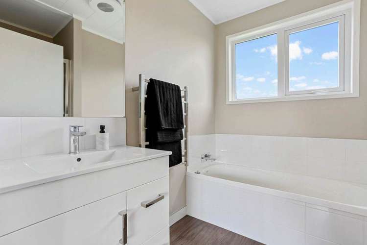 54 Haycock Avenue Mt Roskill_4