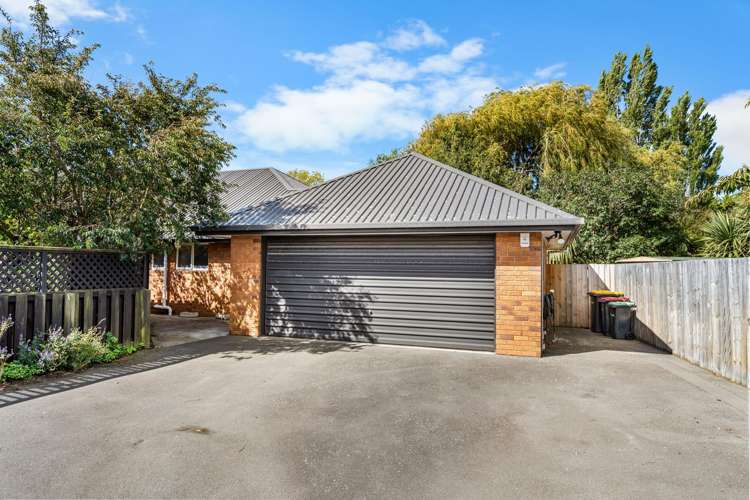 2/45B Trafford Street Harewood_22