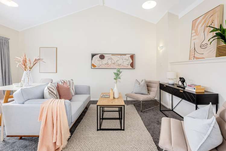 10/124 Redwood Avenue Tawa_4