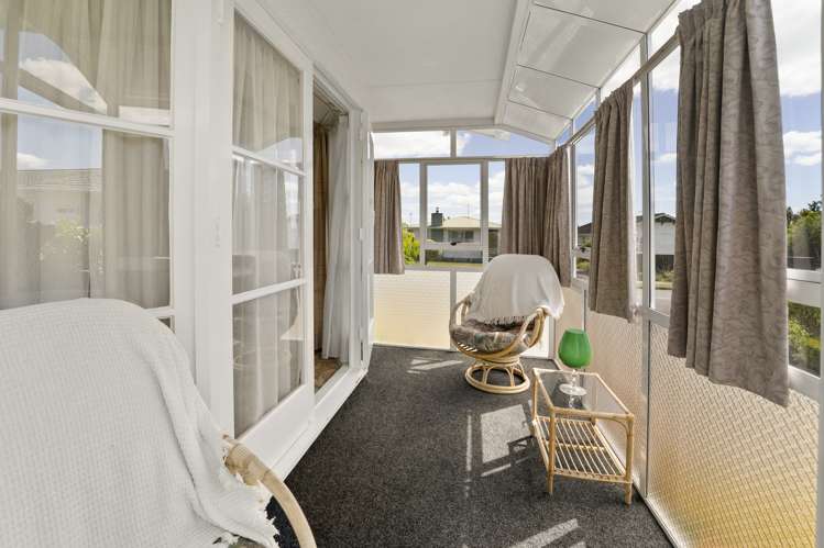 3 Leicester Street Stoke_10