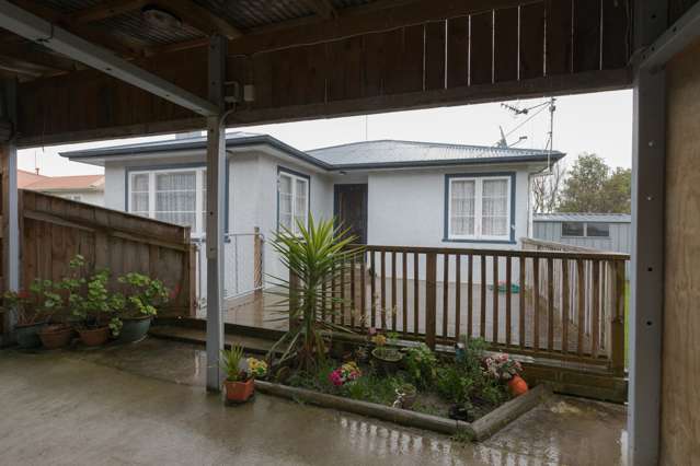 102 Derby Street Feilding_1