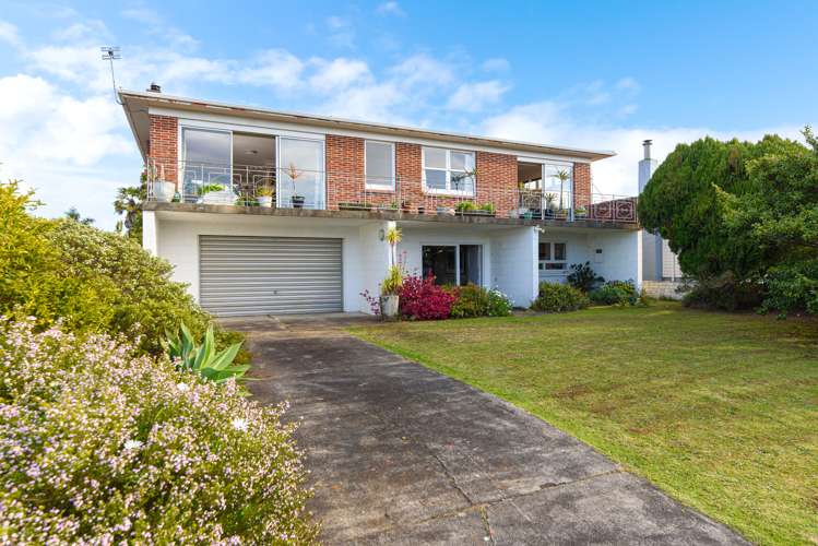 14 Montmere Avenue Te Atatu Peninsula_7