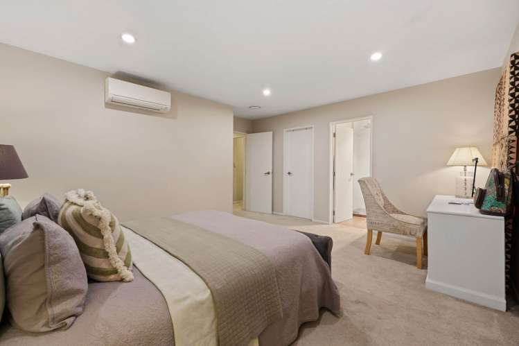 31 Rosewell Crescent Flat Bush_33