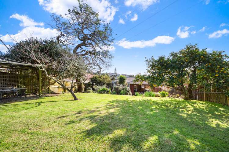 6 Eaton Road Hillsborough_23