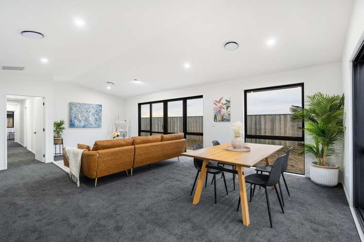 36 Coach Way Rolleston_3