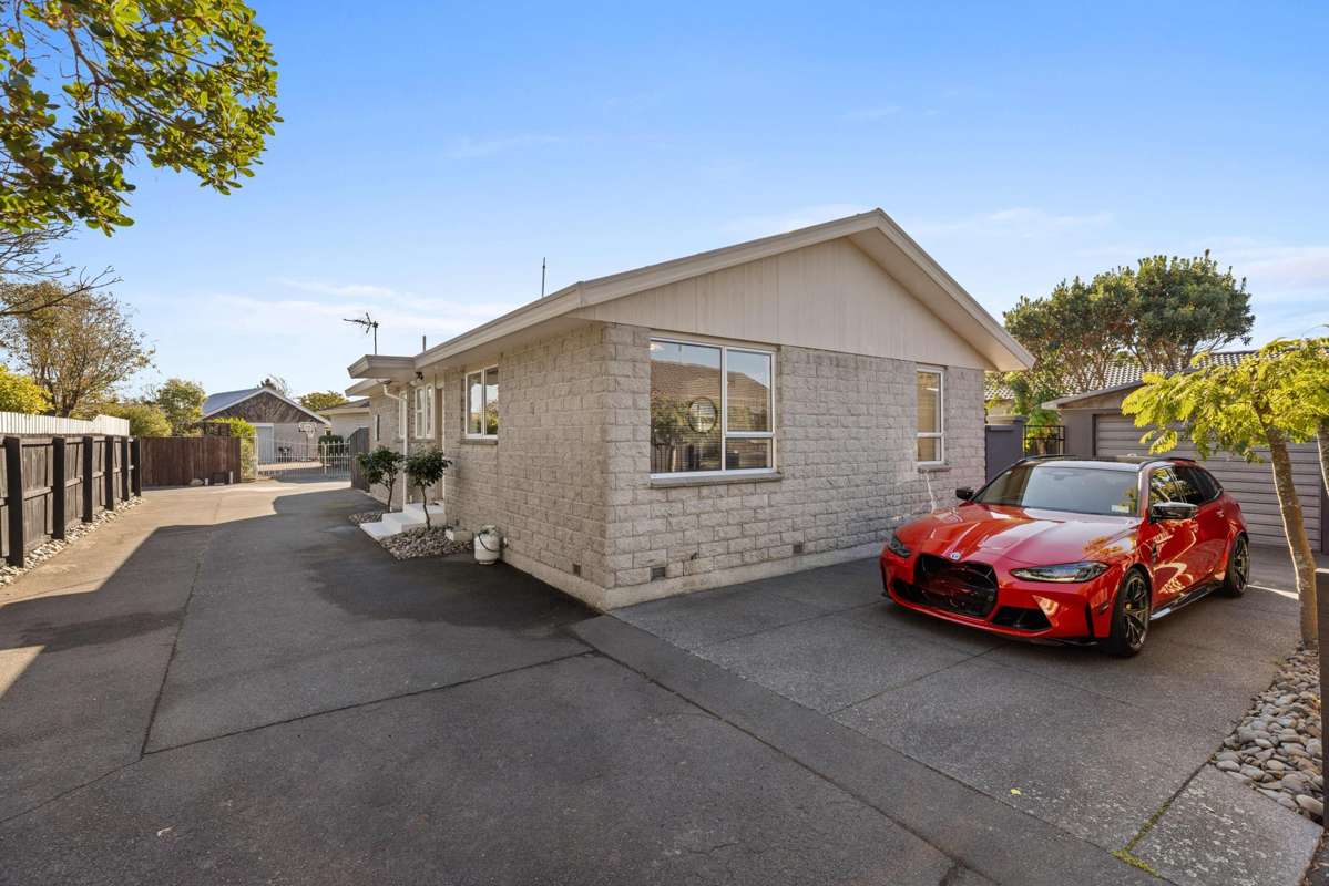 1/102A Queenspark Drive_0