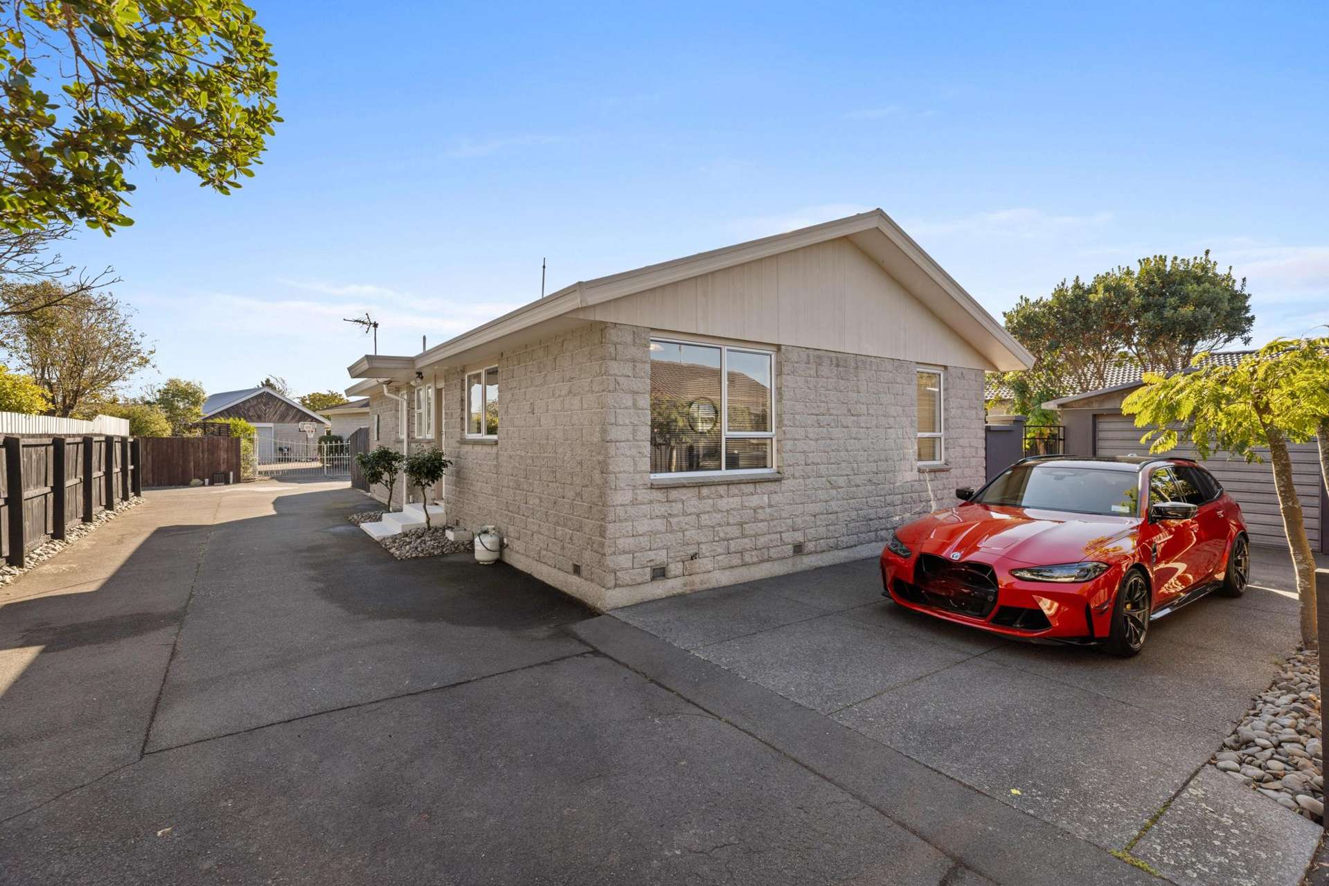 1/102A Queenspark Drive Parklands_0