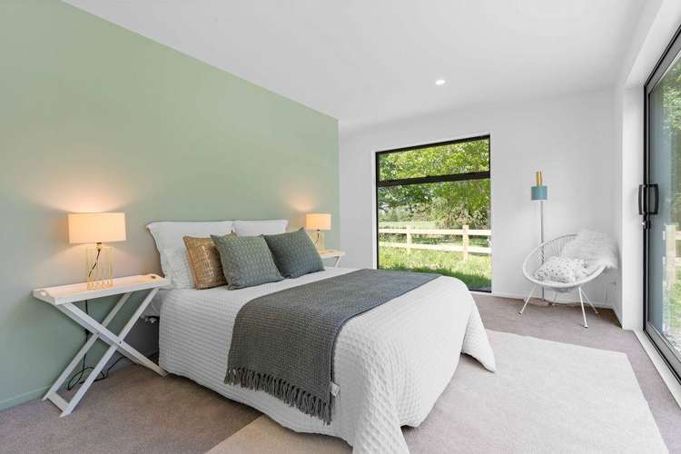 8 Molly Place Southbridge_9