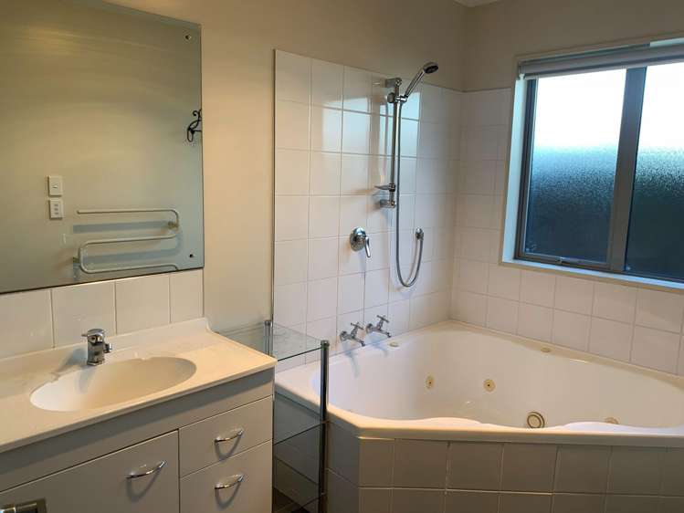 11a Havana Gdns Shirley_16