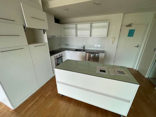 707/18 Beach Road Auckland Central_3