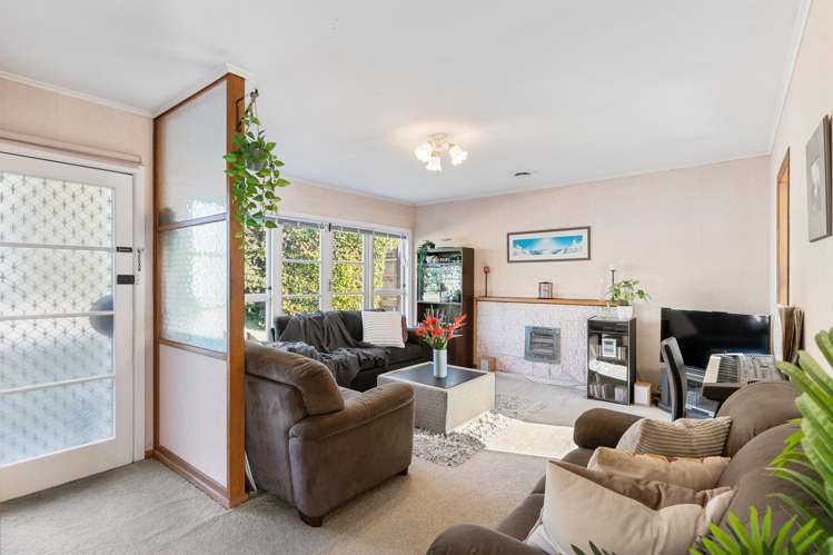 6 Madison Place Forrest Hill_2