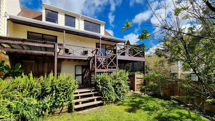 1/685a East Coast Road Browns Bay_15