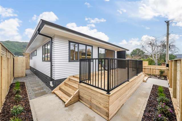 61 Dover Road Wainuiomata_3