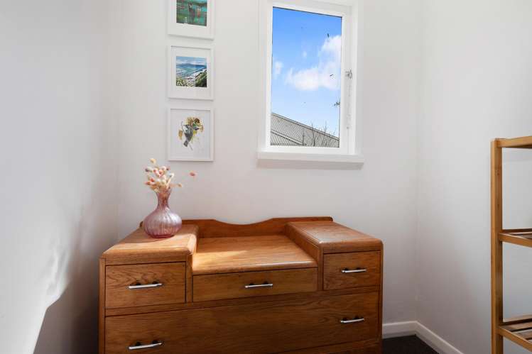 1 Newcombe Street Naenae_12
