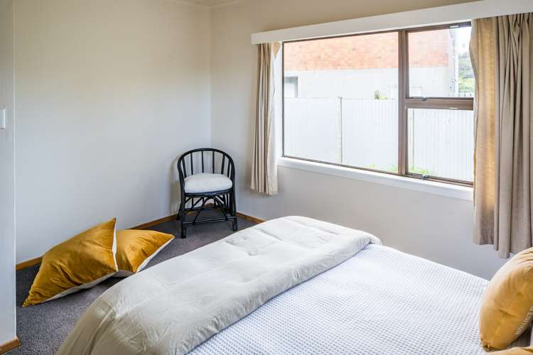 47 Kiriwai Road Paremata_11