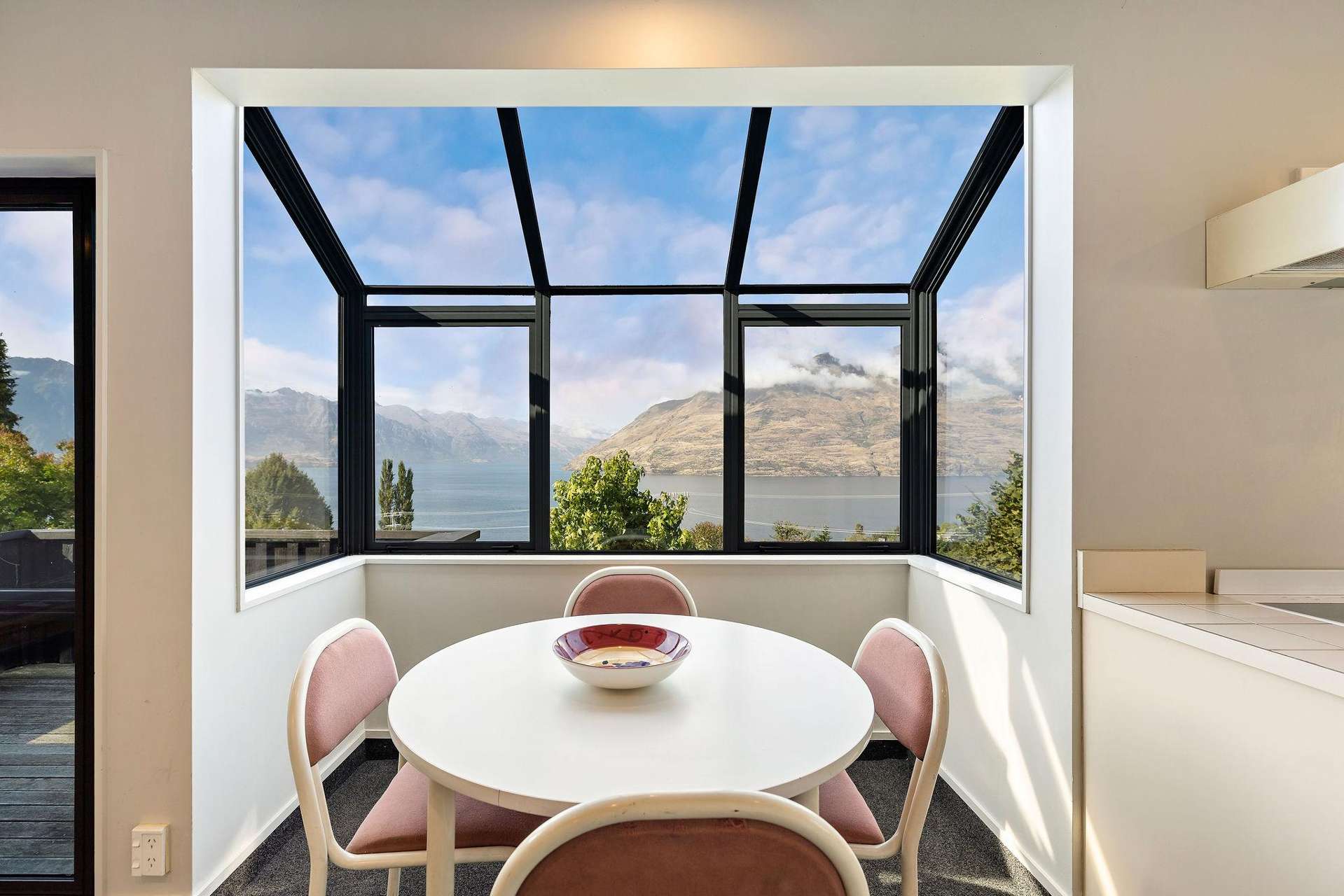 18a Cameron Place Fernhill/Sunshine Bay_0