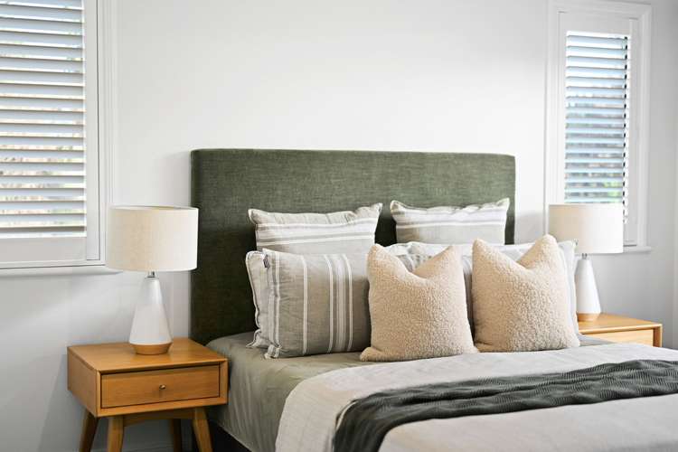 8 Takapu Place Huntington_19