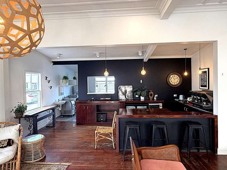 508 Eastbourne Street West Hastings Central_7