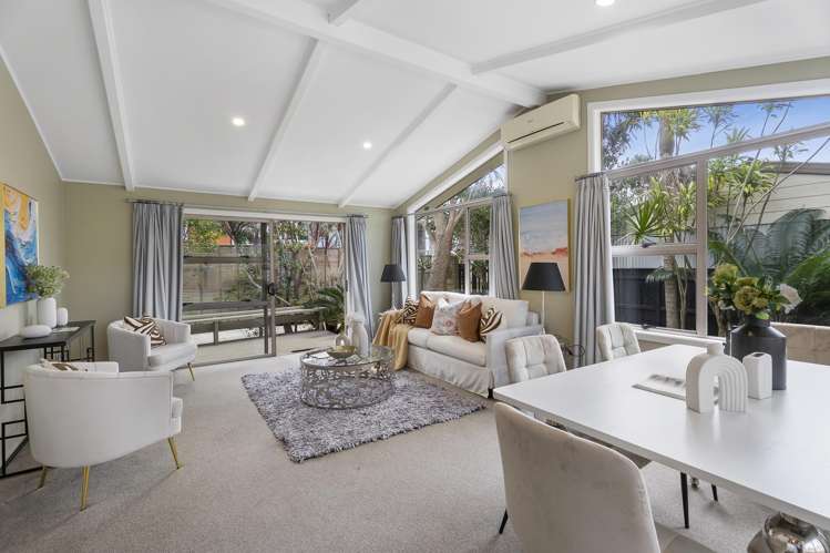 2/62 Rawhiti Road One Tree Hill_8