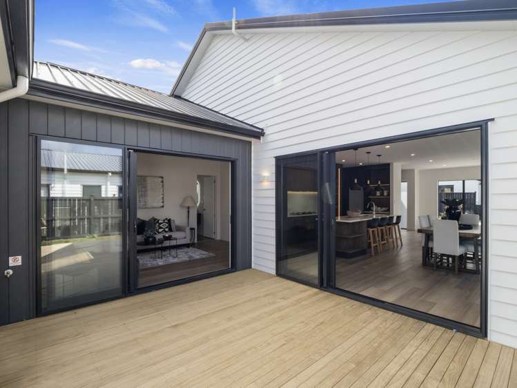 5 Hannah Lane Wainui_9