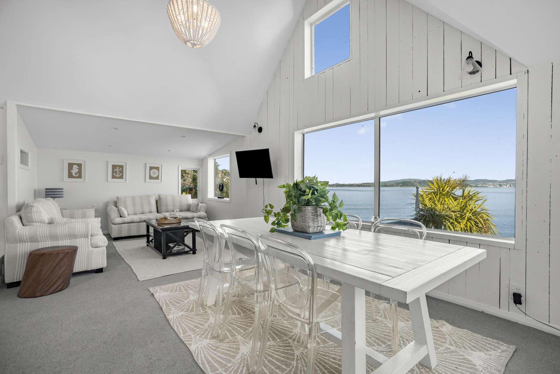 502 Marine Drive Eastbourne_0