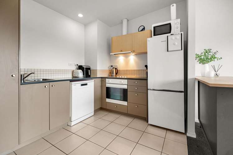 A45/210 Dairy Flat Highway_5