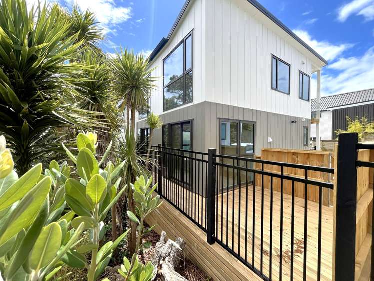 7/41 Seaside Avenue Waterview_4