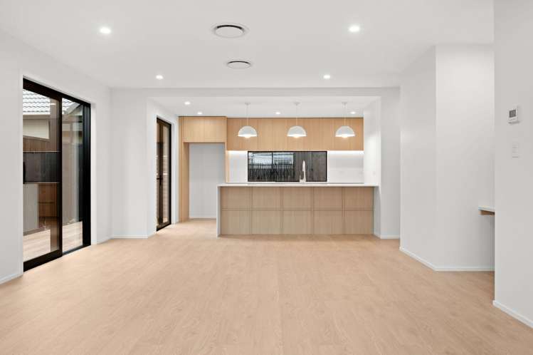 1+3/768 River Road Chartwell_27