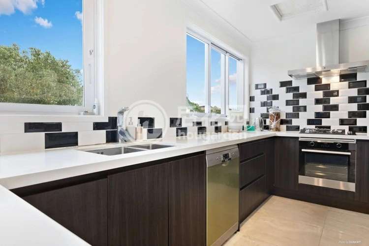 167 Mount Smart Road Onehunga_4