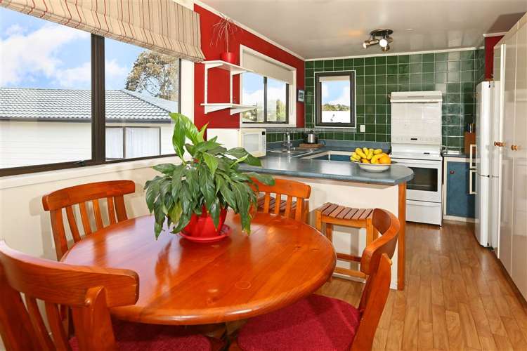 73 Sunvue Road Glen Eden_5