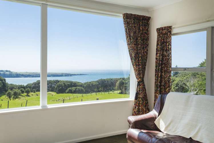 5114 Te Araroa Road Hicks Bay_14